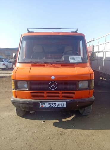 моющий пылесос для химчистки салона автомобиля бу: Mercedes-Benz T1: 1990 г., 3 л, Механика, Дизель, Бус — 1