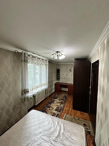 Кыймылсыз мүлк: Восток Сдается 2х ком квартира Этаж:2 Серия:104 серия С мебелью — 4