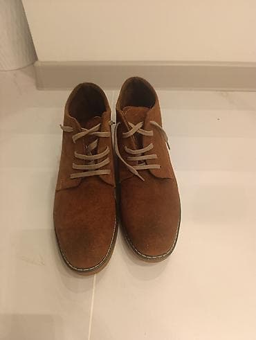 бежевые туфли: Замшевые мужские ботинки-дезерты - Материал верха: мягкая натуральная — 4