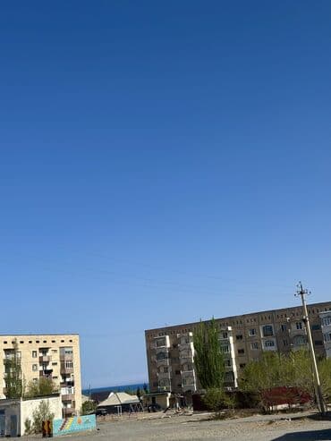 квартира горот ош: 3 комнаты, 72 м², 105 серия, 3 этаж — 2