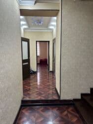 Үйдү ижарага алам: 285 кв. м, 6 бөлмө, Брондолгон эшиктер — 8