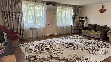 Продаётся кирпичный дом в ж/м Ак-Ордо 2 Участок 4 сотки. В доме — 8