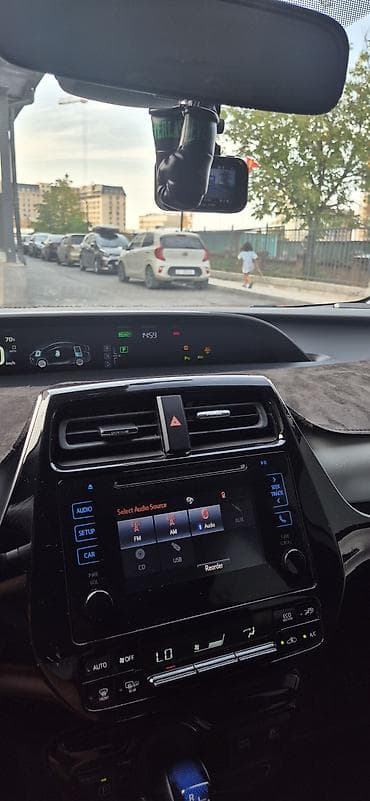 audi a6 c6: Toyota Prius: 2019 г., 1.8 л, Вариатор, Гибрид, Лифтбек — 8
