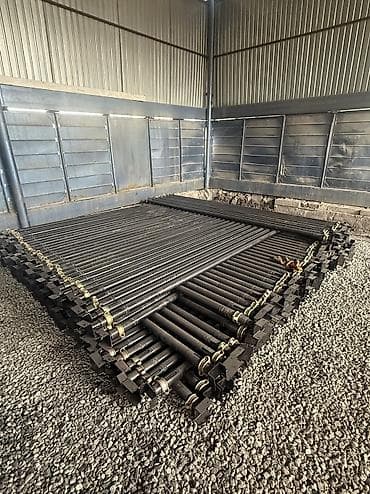 чер металл: Стойки монолитные 6 метровые 300штук. Толщина внутр 2,5 мм/ наружная — 2