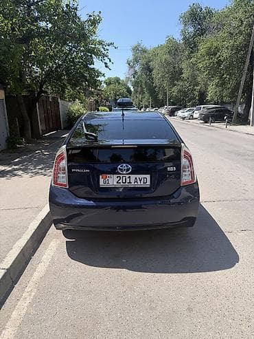 bmw 1: Toyota Prius: 2015 г., 1.8 л, Вариатор, Гибрид, Седан — 2