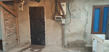 3 комнаты с мебелью полностью: 30 м², Без мебели — 1