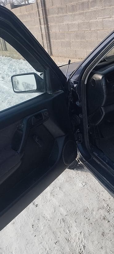 volkswagen golf iv: Volkswagen Golf: 1993 г., 1.6 л, Механика, Бензин, Хэтчбэк — 7