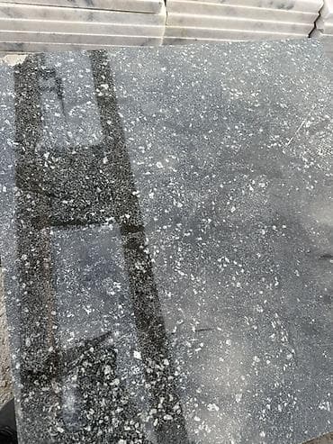 камень гранит: Полированная плита из натурального камня (гранит/габбро‑диабаз) — 1