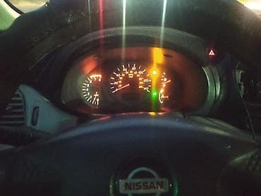almer: Nissan Almera Tino: 2001 г., 1.8 л, Минивэн — 9