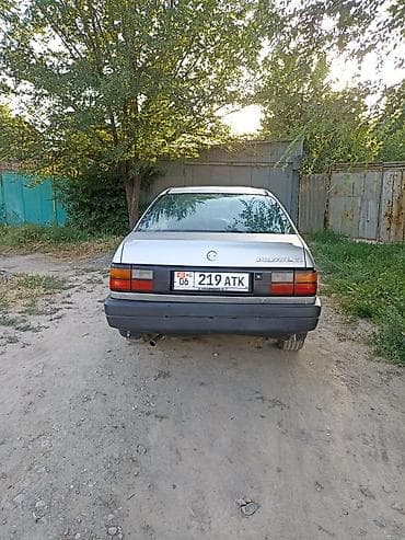 Транспорт: Volkswagen Passat: 1989 г., 1.8 л, Механика, Бензин, Седан — 5