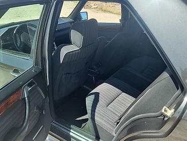 Продажа авто: Mercedes-Benz W124: 1993 г., 2.8 л, Механика, Бензин, Седан — 8
