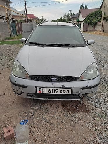 Ford Focus: 2001 г., Универсал