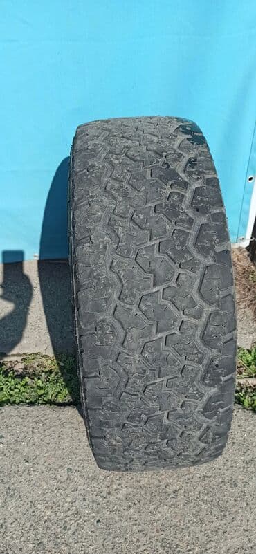 шины с диском: Шины 265 / 65 / R 17, Всесезонная, Б/у, Комплект, Внедорожные (АТ/МТ), Maxxis — 3