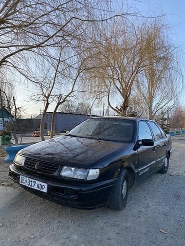 Volkswagen Passat: 1994 г., 1.8 л, Седан