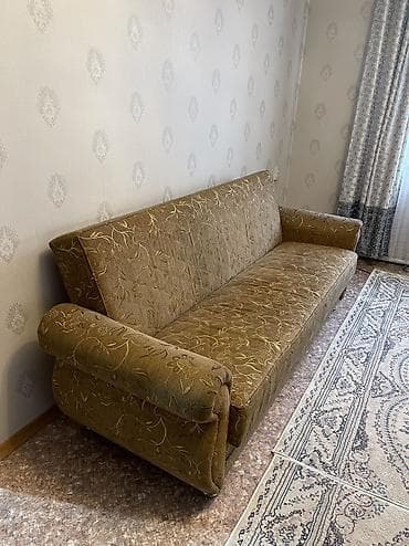 Прямые диваны: Прямой диван, Б/у — 4