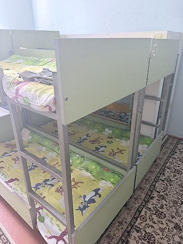 зимние кроссовки мужские 37 размер: Двухъярусная детская кровать, Б/у, ЛДСП — 4