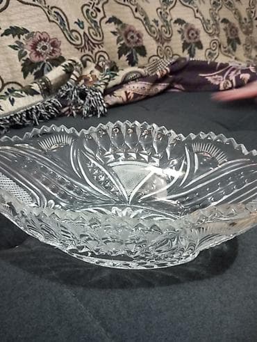 охотничий стол: Набор из трех хрустальных салатников/ваз: 1) Круглая низкая — 3