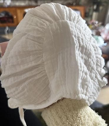 мурской шапка: Продаю НОВЫЙ чепчик с красивым розовым бантиком для девочки 5-8 — 5