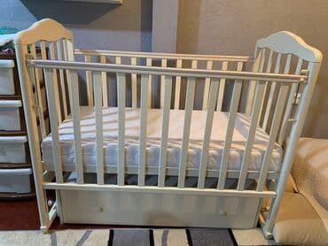 детскую кровать из дерева: Детская односпальная кровать, Б/у, Для мальчика, Для девочки, С матрасом, Дерево, Самовывоз — 2