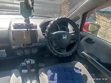 монитор фит: Honda Fit: 2002 г., 1.3 л, Автомат, Бензин, Хэтчбэк — 4