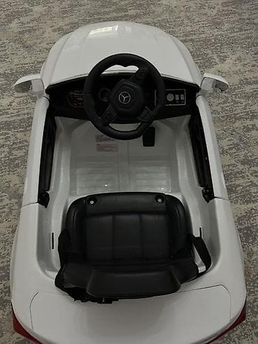 rant flex: Детский электромобиль Mercedes-Benz AMG, белый - Реалистичный кузов — 2