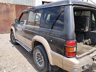 глушитель насадки: Mitsubishi Pajero: 1993 г., 2.5 л, Механика, Дизель, Внедорожник — 4