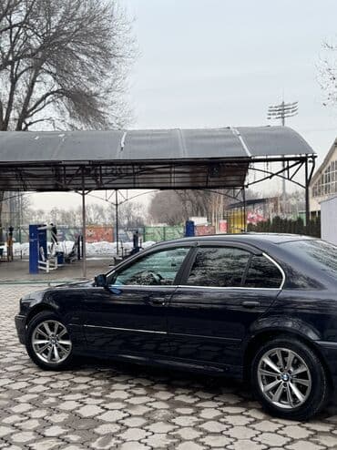 Водный транспорт: BMW 5 series: 2000 г., 2.5 л, Механика, Бензин, Седан — 2