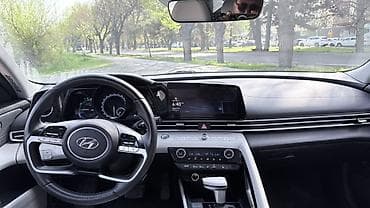 кнопка подогрева: Hyundai Elantra: 2023 г., 1.6 л, Автомат, Бензин, Седан — 9