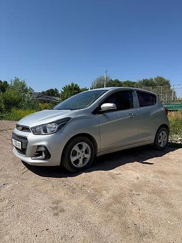 2017: Chevrolet Spark: 2017 г., 1 л, Автомат, Бензин, Хэтчбэк — 3
