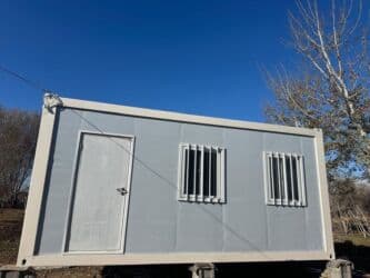 срочно продам дом новопокровка бишкек: Үй, 18 кв. м, 1 бөлмө — 1