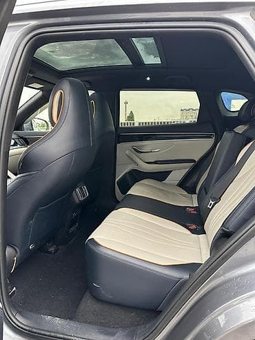 bmb 39: BYD Song Plus: 2022 г., Автомат, Электромобиль, Кроссовер — 9