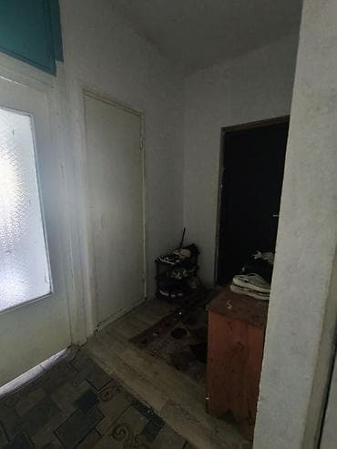 Квартиры: 3 комнаты, 80 м², Вечерка 106 серия, 8 этаж, Старый ремонт — 9
