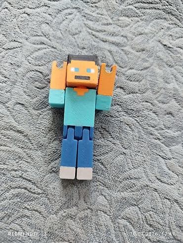 Фигурка персонажа в стиле Minecraft - Компактная игрушка-минифигурка — 1