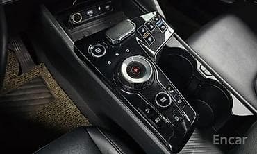 на т3: Kia Sportage: 2022 г., Кроссовер — 10