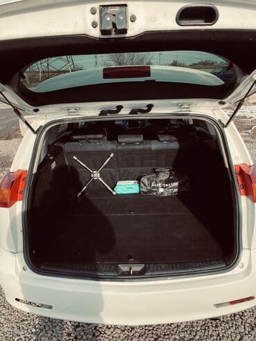 bmw e39 2002: Toyota Caldina: 2004 г., 2 л, Автомат, Бензин, Универсал — 10