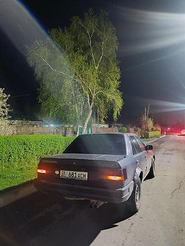 crv 2001: Nissan Bluebird: 1986 г., 2 л, Бензин, Седан — 6