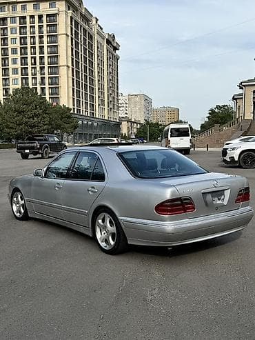 Продажа авто: Mercedes-Benz E-Class: 2001 г., 4.3 л, Автомат, Бензин, Седан — 4