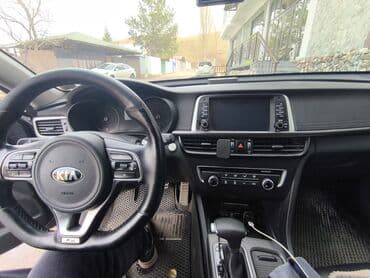 обмен на частный дом: Kia K5: 2017 г., 2 л, Автомат, Газ, Седан — 2