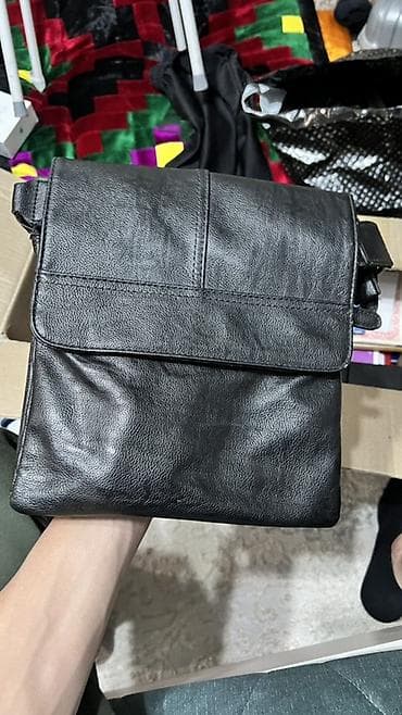 Сумка через плечо, мужская/унисекс, чёрная - Материал: мягкая