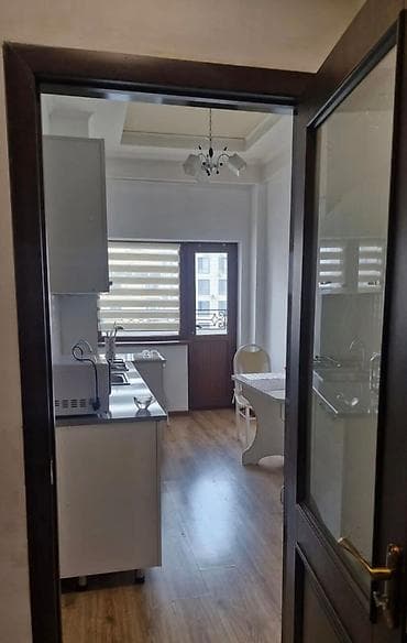 бишке: 2 комнаты, Агентство недвижимости — 8