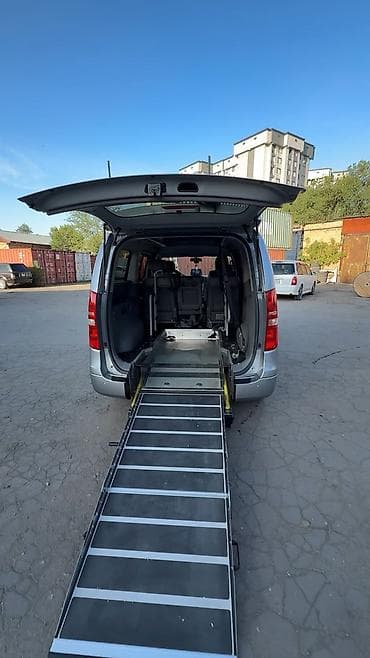 присеп лековой: Hyundai Grand Starex: 2019 г., 2.5 л, Автомат, Дизель, Минивэн — 2