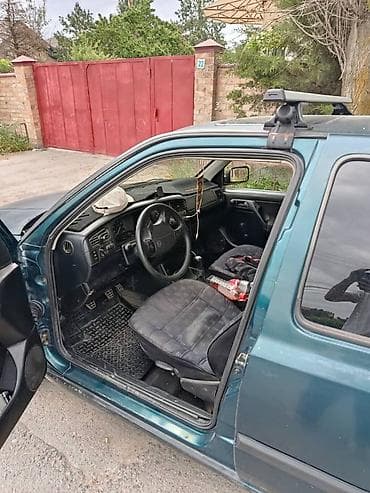 салон на гольф 3: Volkswagen Golf: 1994 г., 1.8 л, Механика, Бензин, Хэтчбэк — 1
