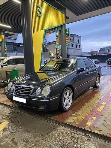 Mercedes-Benz E-Class: 2000 г., Автомат, Бензин, Седан