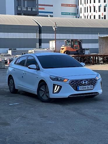 kia niro hybrid: Hyundai Ioniq: 2020 г., 1.6 л, Робот, Гибрид, Хэтчбэк — 2