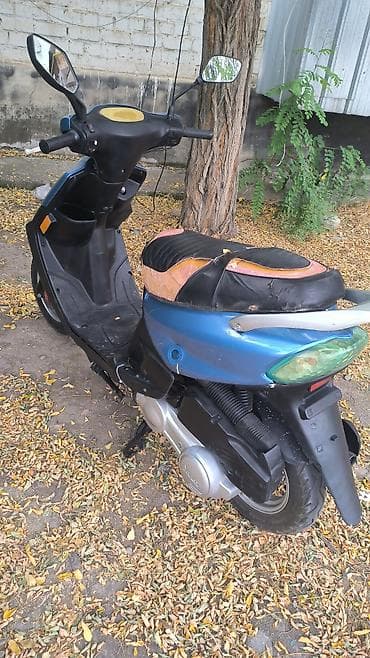 Скутеры: Макси-скутер Suzuki, 125 куб. см, Бензин, Б/у — 2