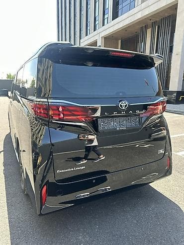 sienna сиенна: Toyota Alphard: 2025 г., 2.5 л, Вариатор, Гибрид, Минивэн — 2