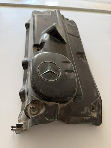 Крышка декоративная двигателя Mercedes-Benz - Оригинальная