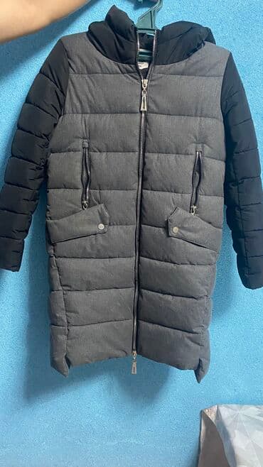 Жилеты, безрукавки: Пуховик, По колено, С капюшоном, M, L — 3