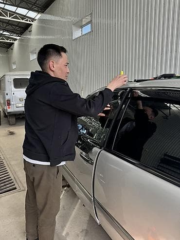 Тонировка Оклейка Перетяжка Услуги: - Подбор и раскрой материалов