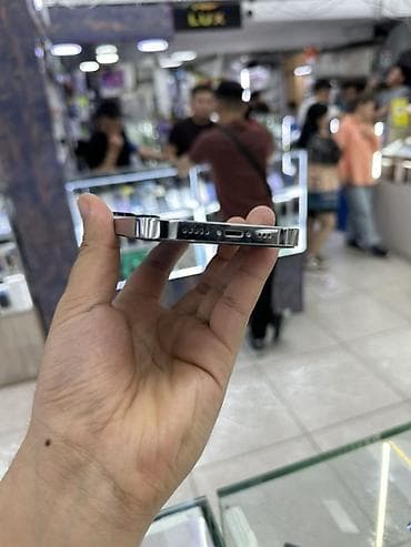 iphone charger: IPhone 14 Pro, Б/у, 256 ГБ, Защитное стекло, Чехол, 83 % — 2